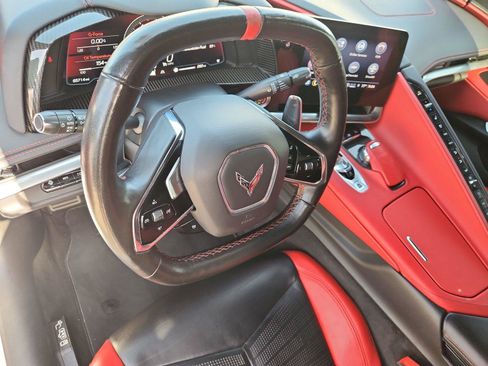 Used 2022 Chevrolet Corvette Stingray Preferred Cpe w/ Z51 Performance Package RWD image 20