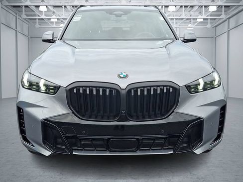 Certified 2026 BMW X5 xDrive40i AWD/4WD image 2