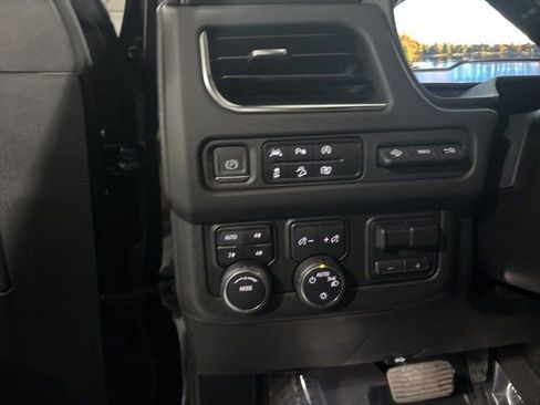 Used 2024 Chevrolet Suburban High Country w/ Max Trailering Package AWD/4WD image 15