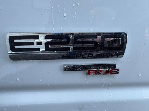 Used 2013 Ford E-250 and Econoline 250 E 250 3dr Cargo Van image 10