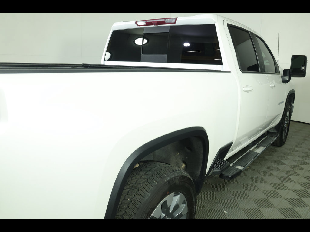 Used 2024 Chevrolet Silverado 2500 LT AWD/4WD image 23