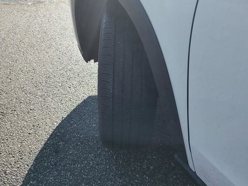 Used 2023 Honda HR-V LX image 31