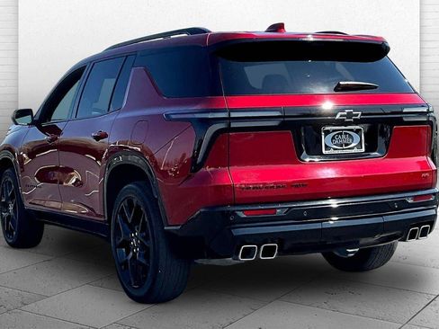 Used 2024 Chevrolet Traverse RS AWD/4WD image 11