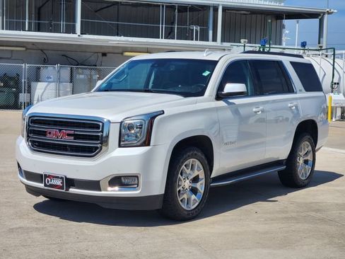 Used 2018 GMC Yukon SLT RWD image 3