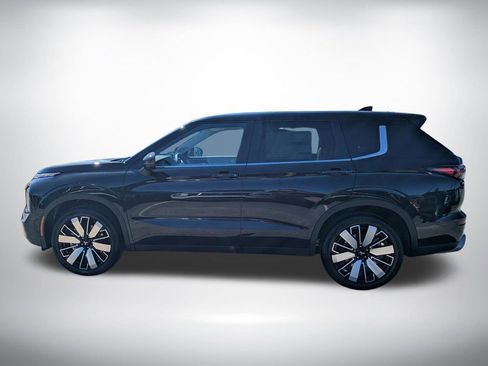 New 2026 Mitsubishi Outlander SE image 6