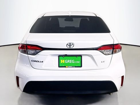 Used 2024 Toyota Corolla LE FWD image 8