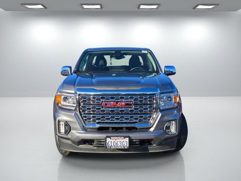 Used 2021 GMC Canyon Denali image 2