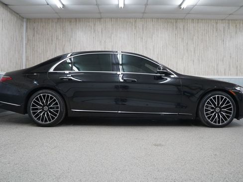 Used 2022 Mercedes-Benz S 580 4MATIC Sedan image 6