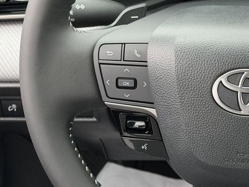 New 2026 Toyota Camry SE image 14