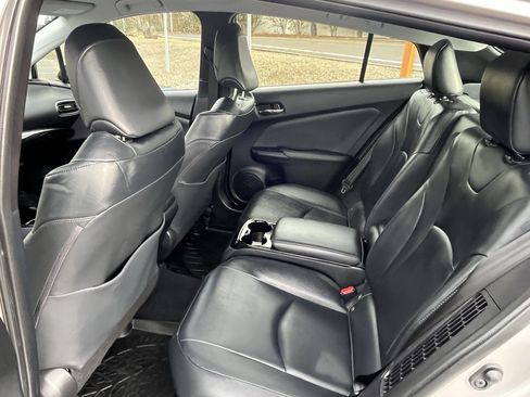 Used 2019 Toyota Prius Prime Plus image 13