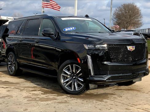 Used 2021 Cadillac Escalade ESV Sport Platinum w/ Heavy-Duty Trailer Package AWD/4WD image 35