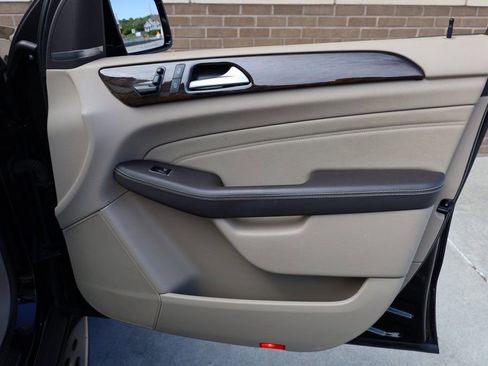 Used 2014 Mercedes-Benz ML 350 4MATIC image 27