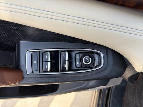 Used 2020 Subaru Ascent Touring w/ Popular Package #3 AWD/4WD image 30