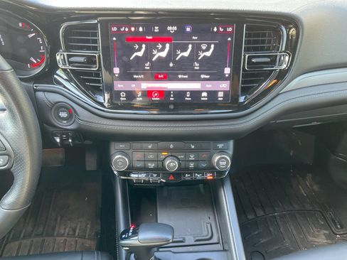 Used 2022 Dodge Durango GT w/ GT Premium Group AWD/4WD image 12