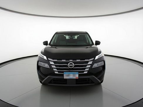 Used 2025 Nissan Rogue SV FWD image 2