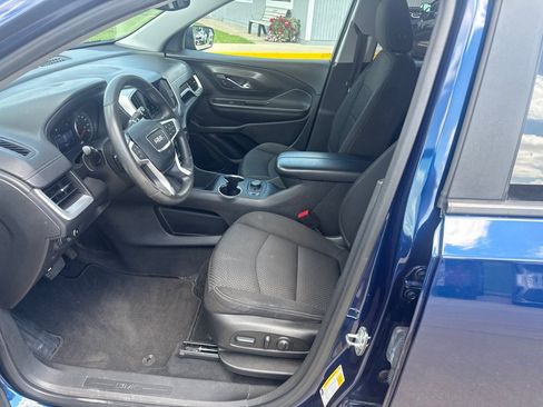Used 2022 GMC Terrain SLE w/ Driver Convenience Package FWD image 17