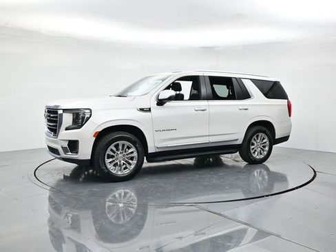 Used 2022 GMC Yukon SLT w/ SLT Premium Package image 5
