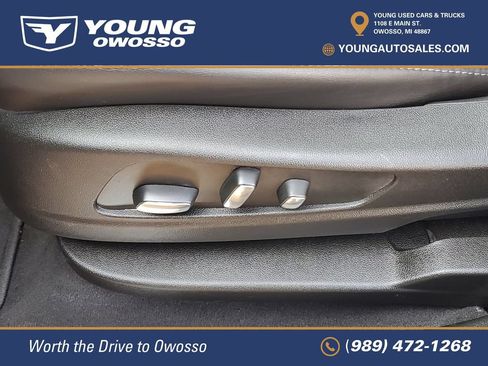 Used 2023 Cadillac XT5 Premium Luxury AWD/4WD image 9
