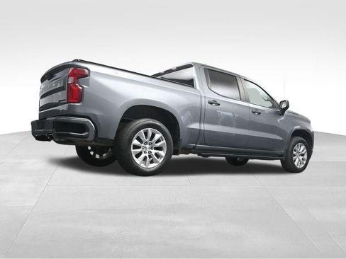 Used 2020 Chevrolet Silverado 1500 Custom w/ Custom Value Package image 13