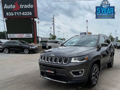 Used 2018 Jeep Compass Limited w/ Navigation Group AWD/4WD image 1
