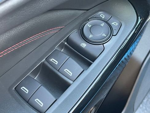 New 2026 Chevrolet Trax RS w/ Sunroof Package image 16