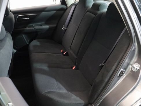 Used 2015 Nissan Altima 2.5 S w/ Power Driver Seat Package image 10