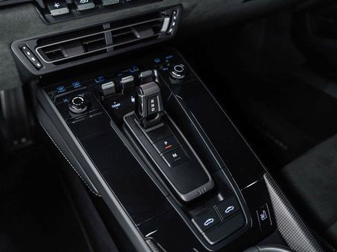 Certified 2024 Porsche 911 Targa 4 GTS image 33