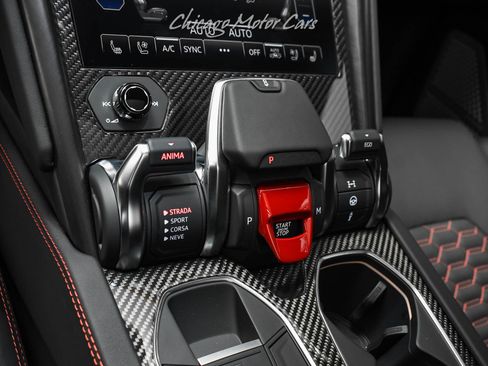 Used 2024 Lamborghini Urus S image 16