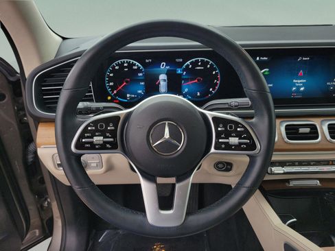 Used 2022 Mercedes-Benz GLE 350 4MATIC image 23