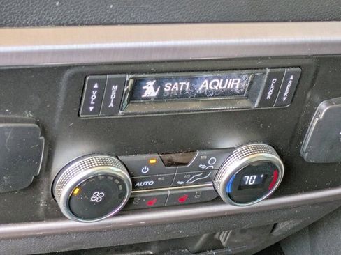 Certified 2021 Ford Expedition Max Platinum image 19