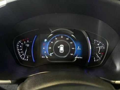 Used 2019 Hyundai Santa Fe SEL FWD image 11