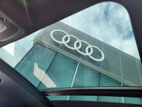 Certified 2023 Audi Q3 2.0T Premium w/ Convenience Package image 22