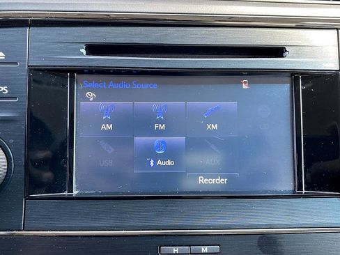 Used 2015 Toyota Avalon XLE image 14