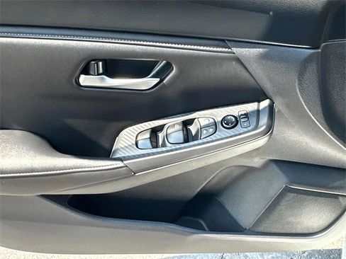 New 2025 Nissan Sentra SV w/ All-Weather Package image 7