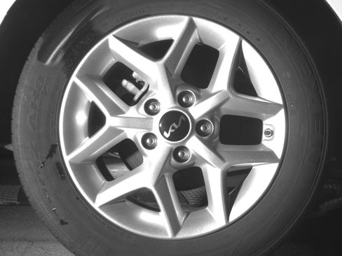 Used 2025 Kia Soul LX w/ LX Technology Package FWD image 27