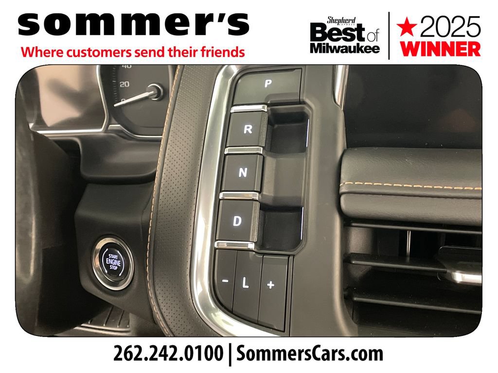 Used 2021 GMC Yukon AT4 w/ Technology Package AWD/4WD image 21