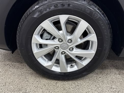 Used 2020 Hyundai Tucson SE image 2