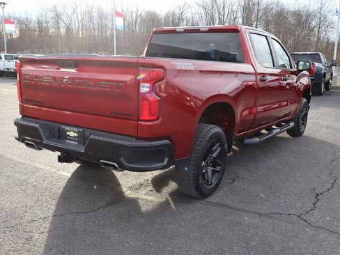 Used 2021 Chevrolet Silverado 1500 Custom Trail Boss w/ LPO, Dark Essentials Package image 28