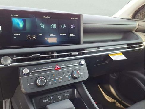 New 2026 Hyundai Tucson SE image 13