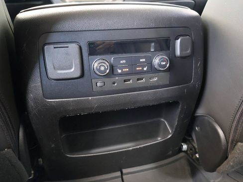 Used 2019 GMC Yukon XL Denali w/ Open Road Package AWD/4WD image 48
