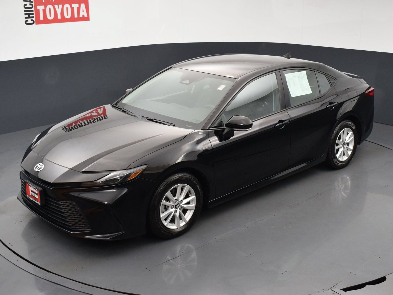 Used 2025 Toyota Camry LE FWD image 24