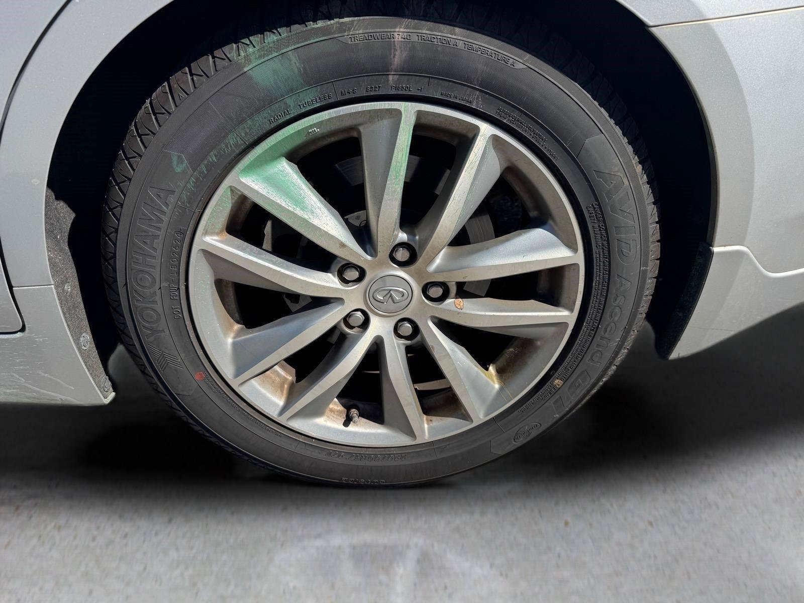 Used 2015 INFINITI Q50 Premium w/ Navigation Package RWD image 8
