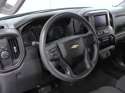 Used 2020 Chevrolet Silverado 1500 Custom w/ Custom Value Package image 31