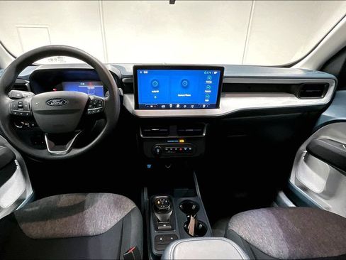 Used 2025 Ford Maverick XLT w/ 4K Tow Package AWD/4WD image 18