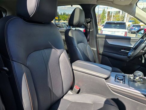 Certified 2024 MAZDA CX-90 Plug-In Hybrid w/ Premium Pkg AWD/4WD image 32