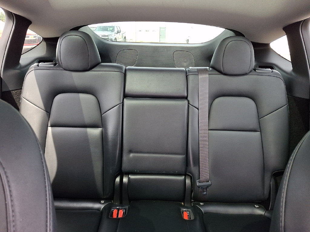 Used 2023 Tesla Model Y Long Range AWD/4WD image 19