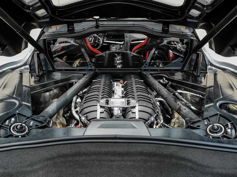 Used 2025 Chevrolet Corvette Z06 RWD image 39