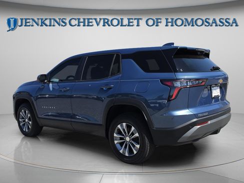New 2026 Chevrolet Equinox LT w/ Safety and Technology Package FWD image 7