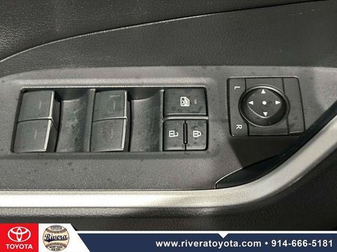Certified 2025 Toyota RAV4 XSE w/ Premium Package AWD/4WD image 18