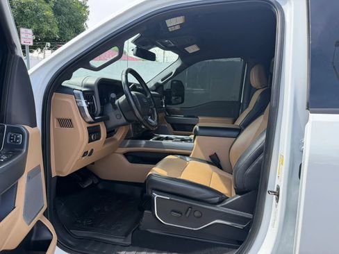 Used 2023 Ford F250 Lariat AWD/4WD image 12